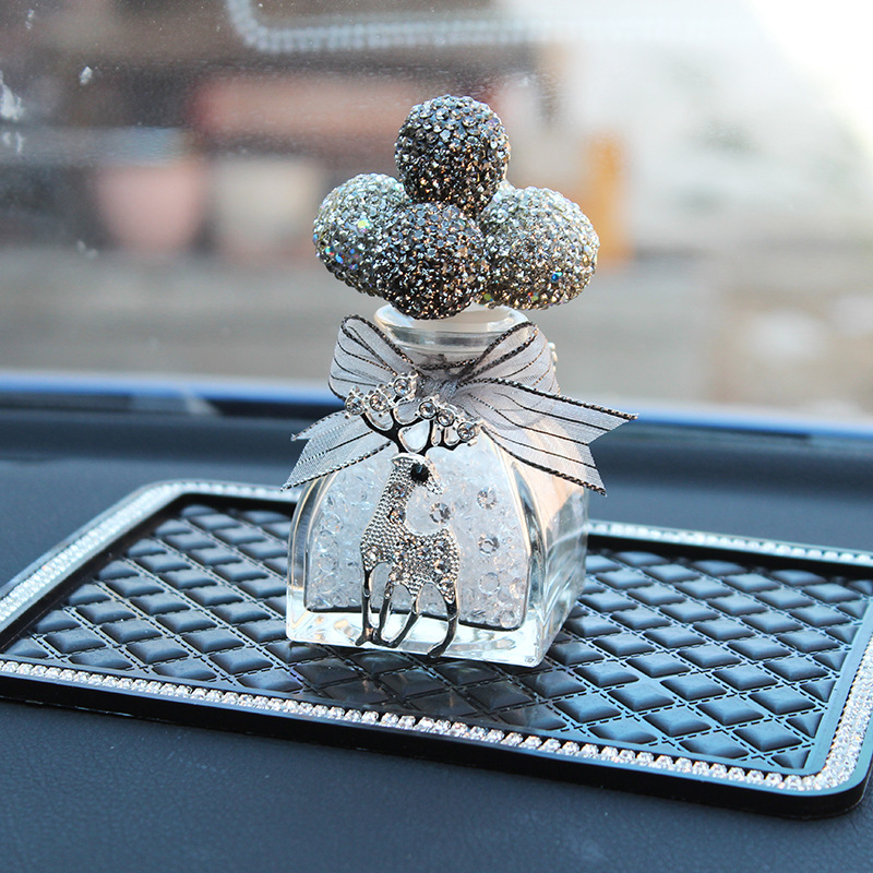 Coche globo de diamantes corona de ciervo cisne botella de cristal con diamantes adornos de oso asiento de perfume creativo dly hembra