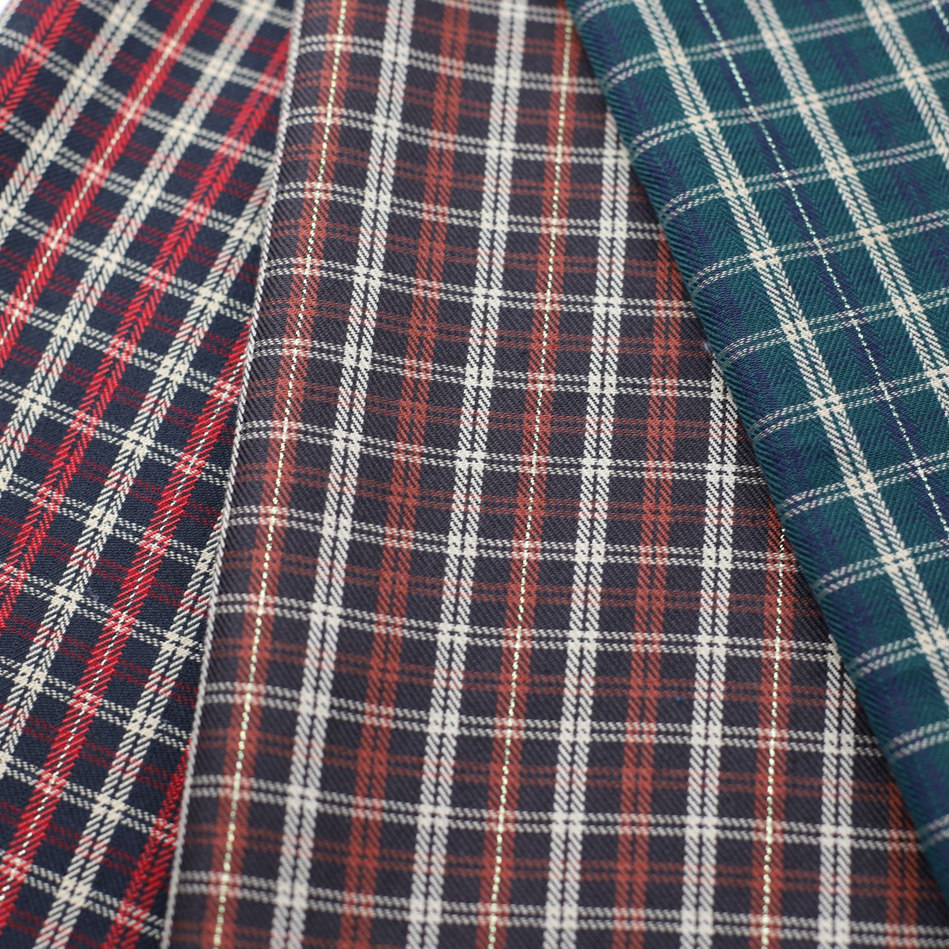 全涤人字斜纹格子布涤纶西装外套秋冬连衣裙马甲家纺靠垫装饰布料