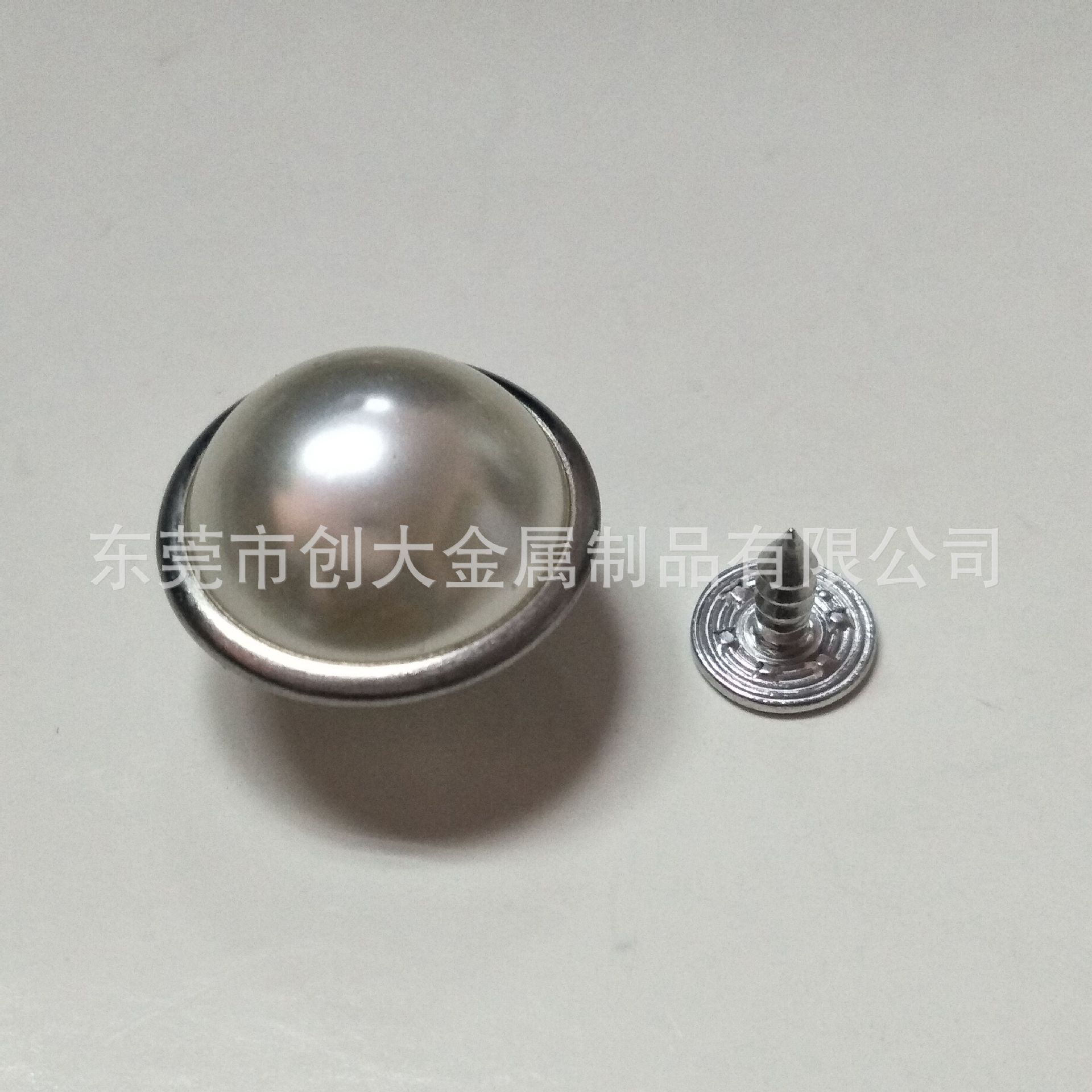 厂家直销20mm高端牛仔扣 高精65铜金属钮扣 白色半球形珍珠工字钮
