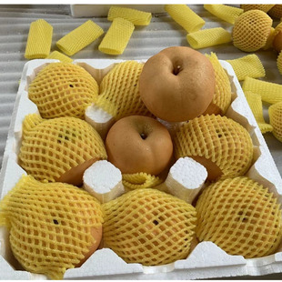 Qiuyue Pear Money Pear Fresh Pecting Fengshui Pear, один кусок круглой желтой груши, Laiyang Nanshui Pear