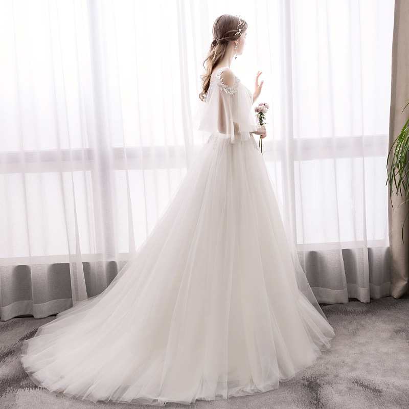 Vestido de novia estilo bosque, modelo nuevo 2026, retro francés Hepburn, súper hada, adelgazante, para exteriores, sencillo, estilo TikTok.