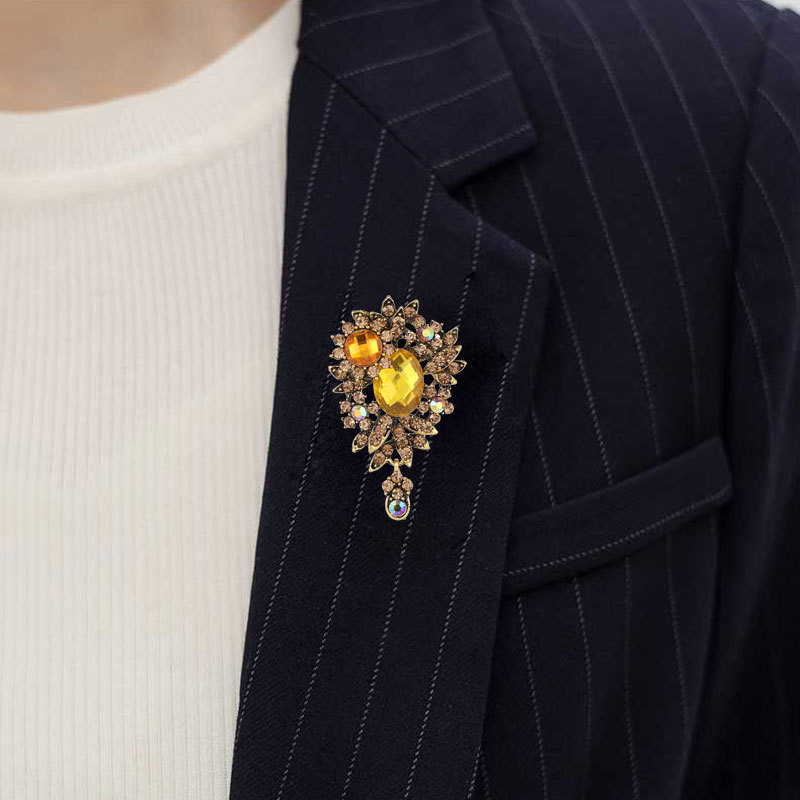 36g Weight Brooches Classification Holiday, Daily Occasion Alloy Material Flower Pattern Women's Gender Plating Design Elegant Style Elegant Pin Flower Alloy Plating Women's Brooches 12