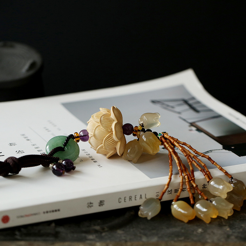 汽车车内挂饰 天然黄杨木莲花车挂件饰品车上女车载 流苏款|ru