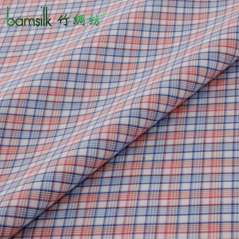 现货供应新款格子衬衫面料 竹纤维男士免烫衬衫休闲短裤服装面料