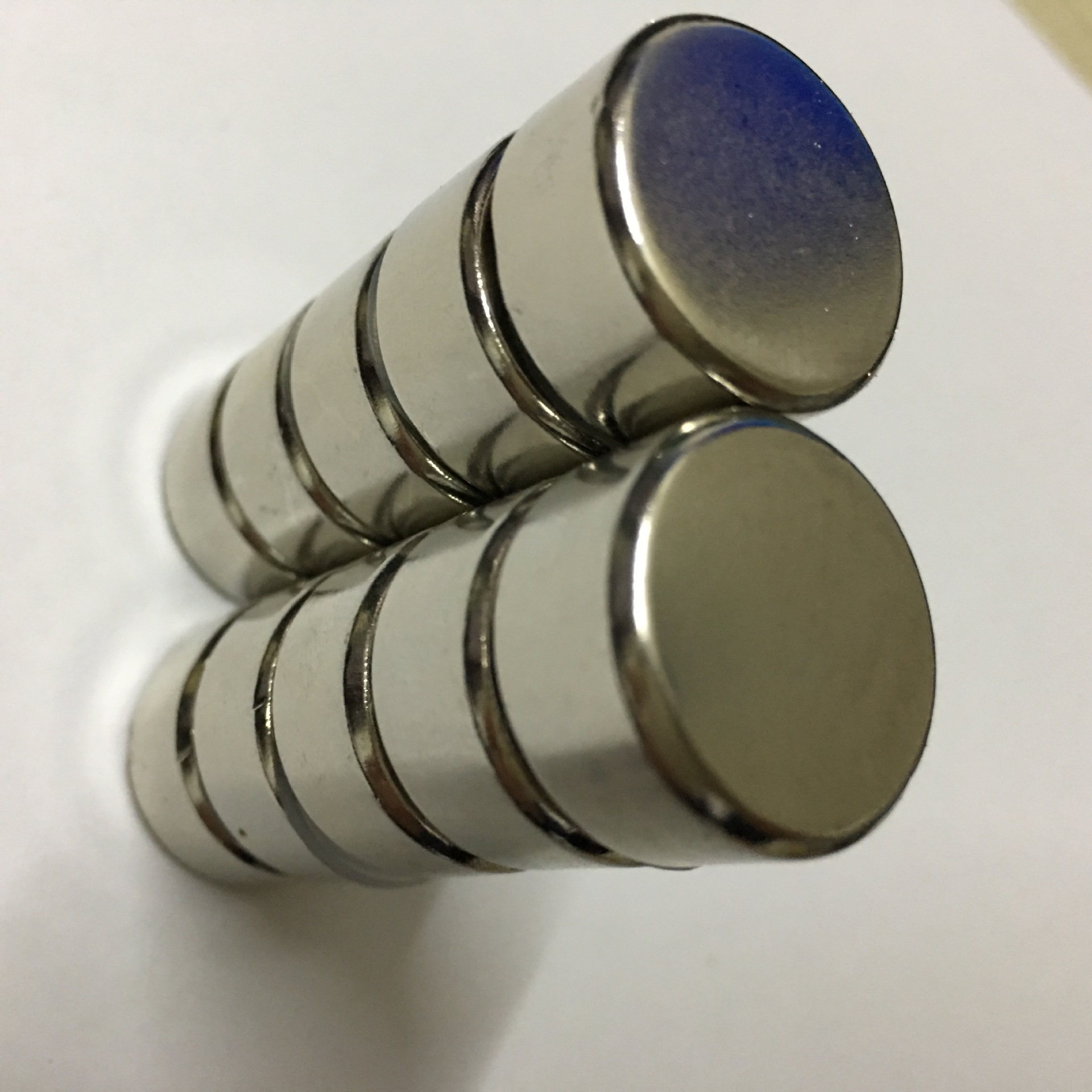 强力磁铁30X20 磁铁 钕铁硼；厂家直销圆磁铁 吸铁石 磁钢D30*20