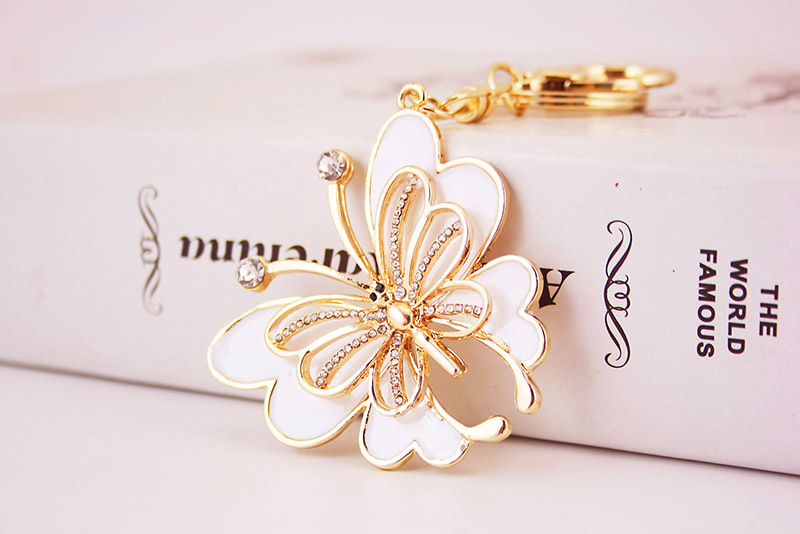 40g Weight Birthday Occasion Metal Material Father'S Day Festival Butterfly Pattern Unisex Gender Blue Color Diamond Craft Small Gift Colorful Butterfly Insect Women's Keychain 5