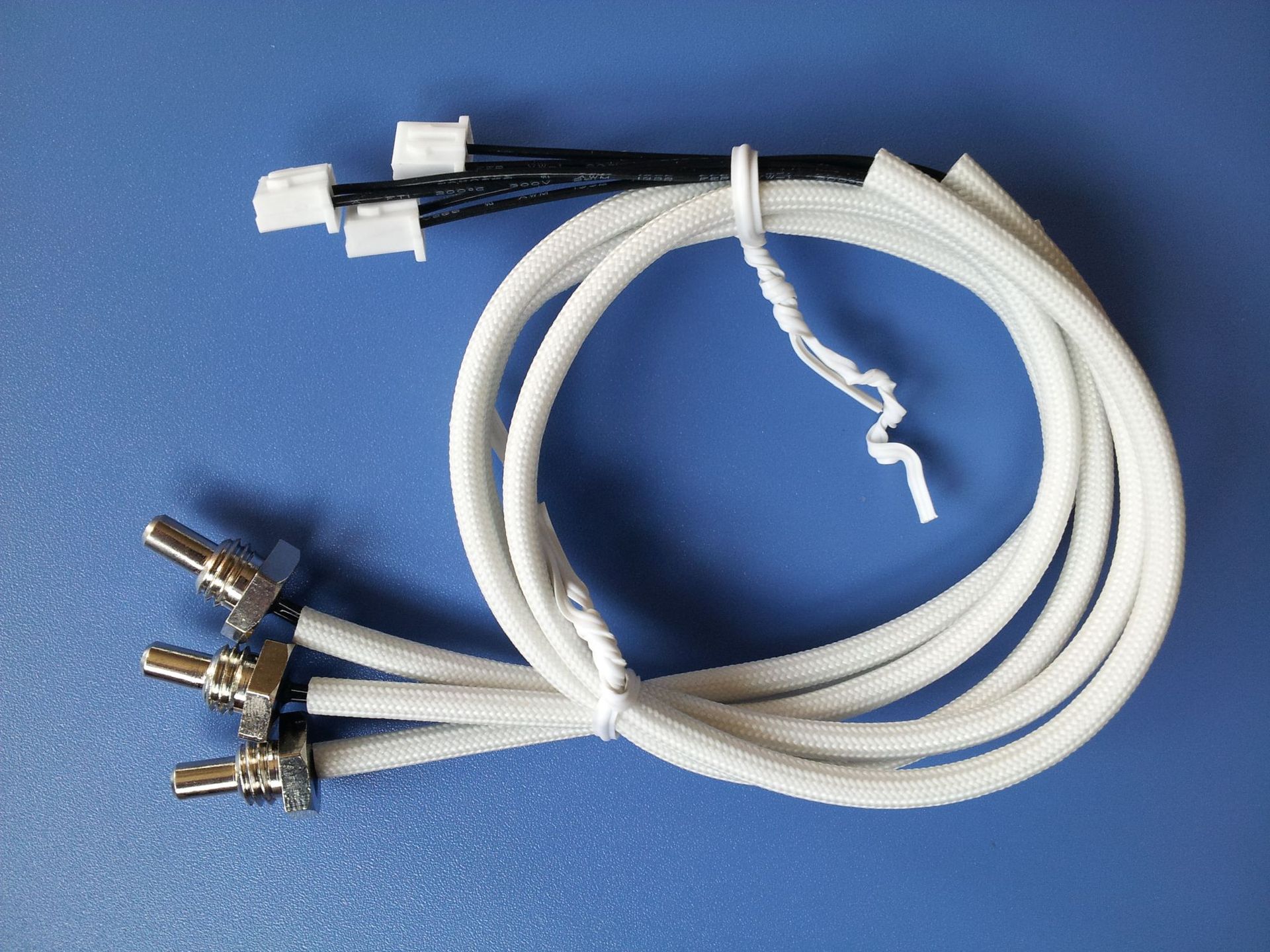 热水器制冰机医疗设备体温计电源电池冲电桩温度传感器防水耐高温