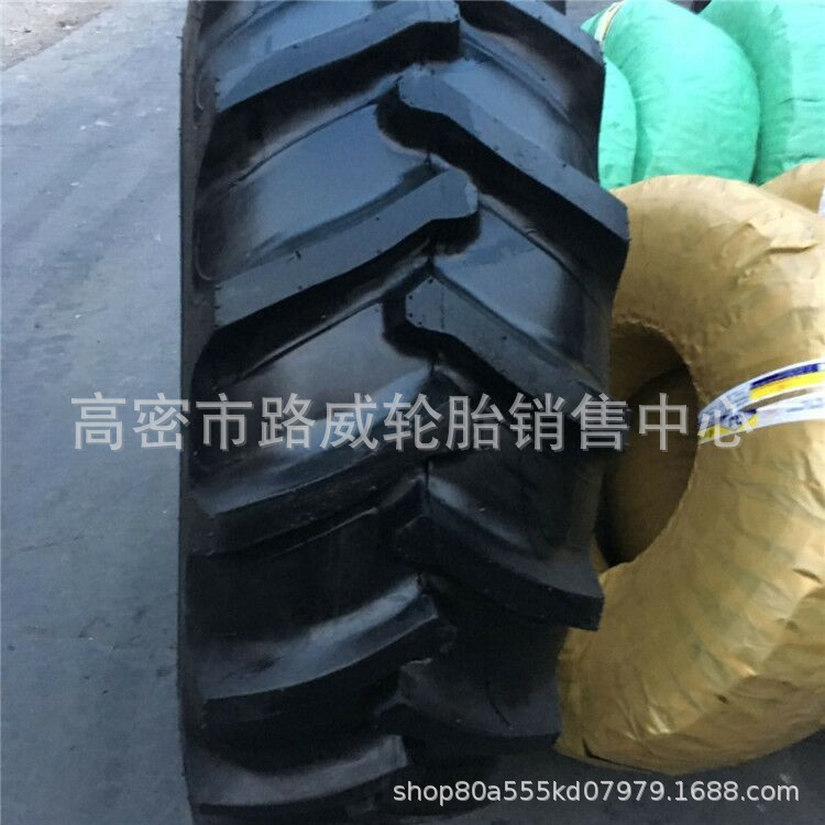 16.9-24 农用拖拉机轮胎 农用轮胎 R-1人字花纹