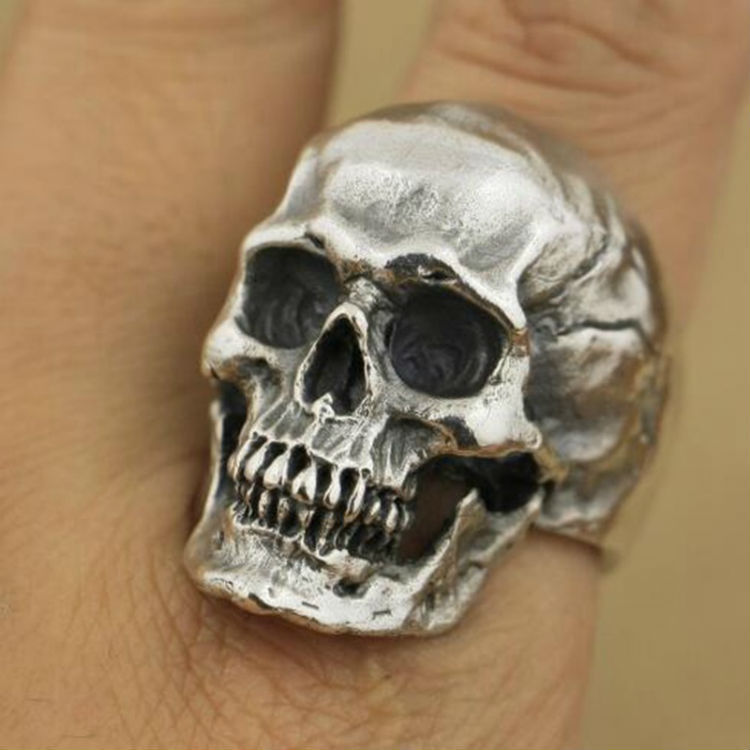 Nueva selección de anillos con calavera agrietada para hombre_voghion.com