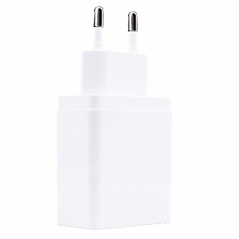 工厂新款 平板 手机 5V 9V 12V智能快充QC3.0usb电源充电器18W