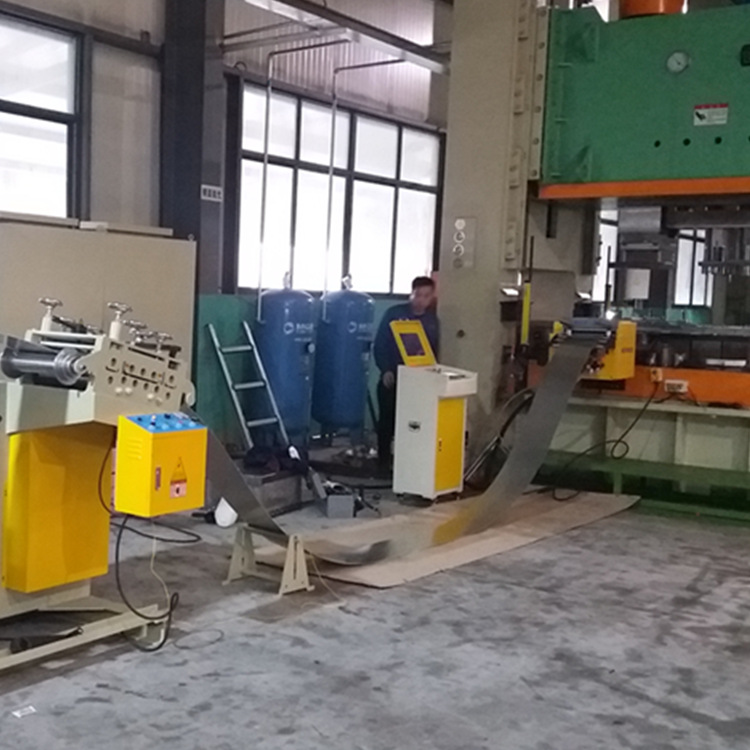 HZFORCE伺服送料机 nc数控送料机 闭环控制无插针放松精度0.05mm