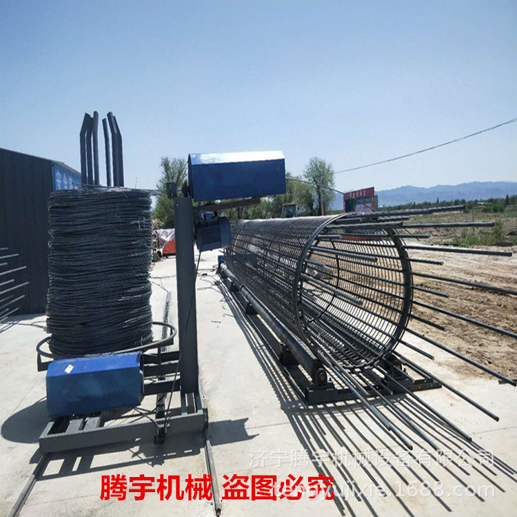 半自动钢筋笼滚笼机厂家 2米钢筋成型机工程深孔打桩钢筋笼绕圈机