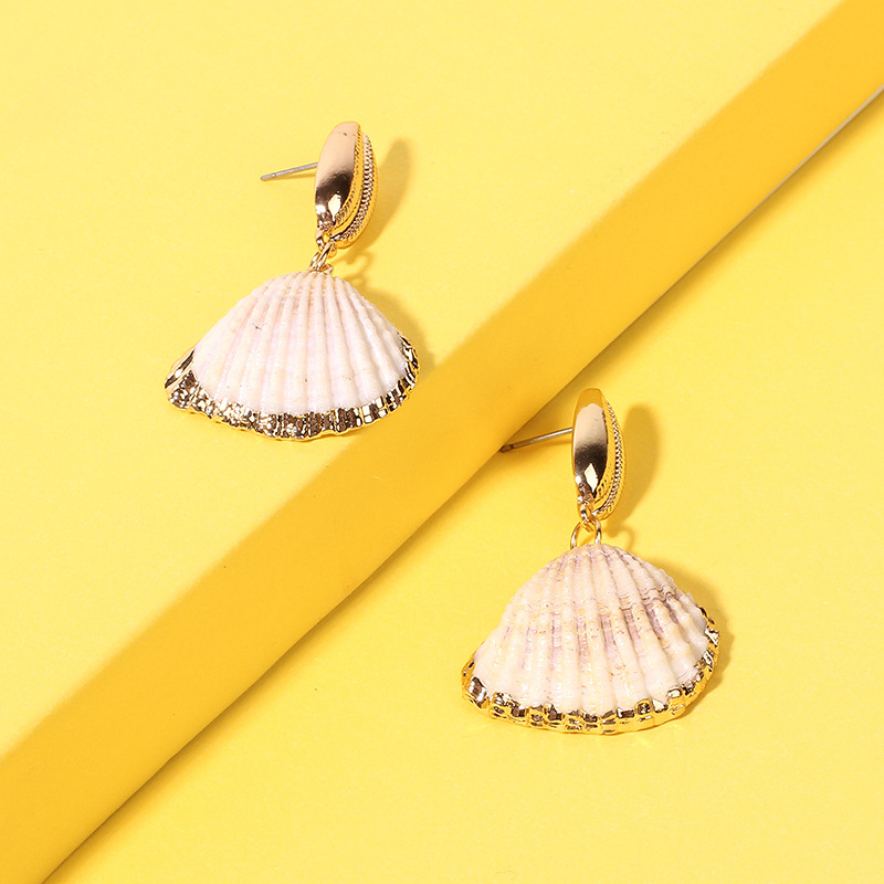 Exaggerated Bohemian Shell Earrings display picture 7