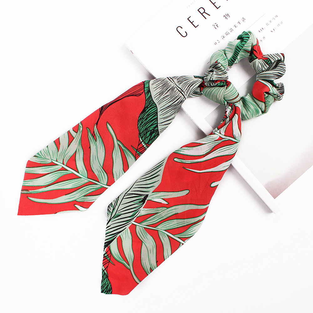 New Fashion Banana Leaf Ribbon Print Scarf Square Scarf Cheap Hair Circle Wholesale display picture 3