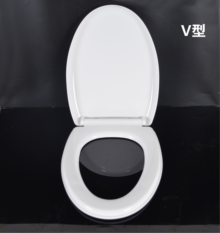 One-button toilet seat cover, universal thickened toilet seat cover, old-fashioned household flush toilet seat cover, toilet accessories undefined