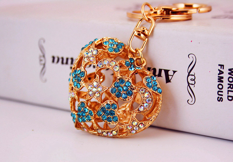 44g Weight Travel Occasion Alloy, Metal Material Heart Pattern Women'S Gender White, Pink, Blue, Peach Color Korean Creative Diamond-studded Crystal Hollow Keychain 2