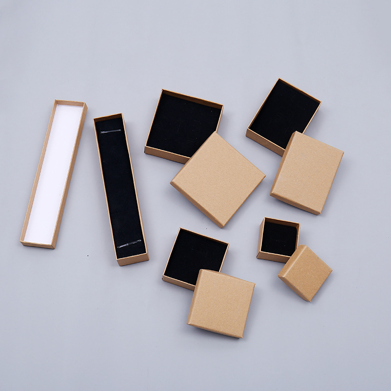 现货牛皮纸首饰盒 黑色饰品盒戒指项链手镯手链吊坠纸盒厂家直供