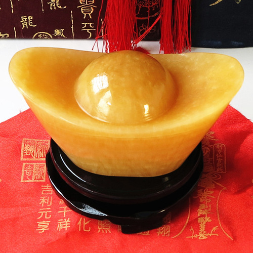 Jade manufacturers directly supply topaz ingots, jade crafts, ornaments, carving and polishing