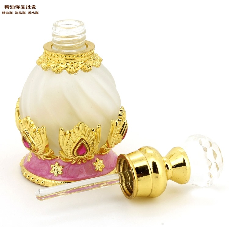 中国精油饰品网粉红底座金色佛塔款精油瓶香水瓶7.jpg