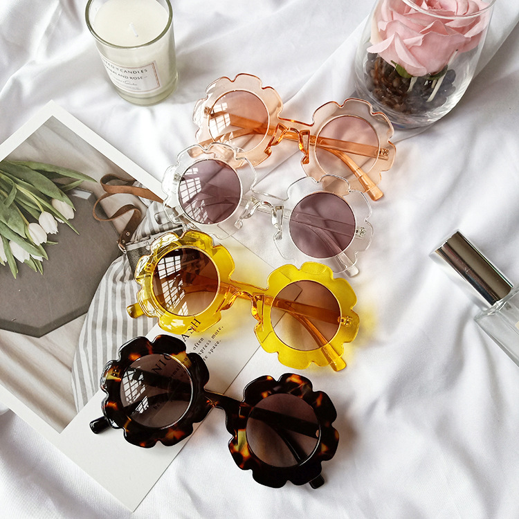 Moda coreana moda infantil pequeas flores gafas de sol moda beb lindo modelos gafas de sol gafas nios y nias gafas de sol de personalidad al por mayor nihaojewelrypicture7