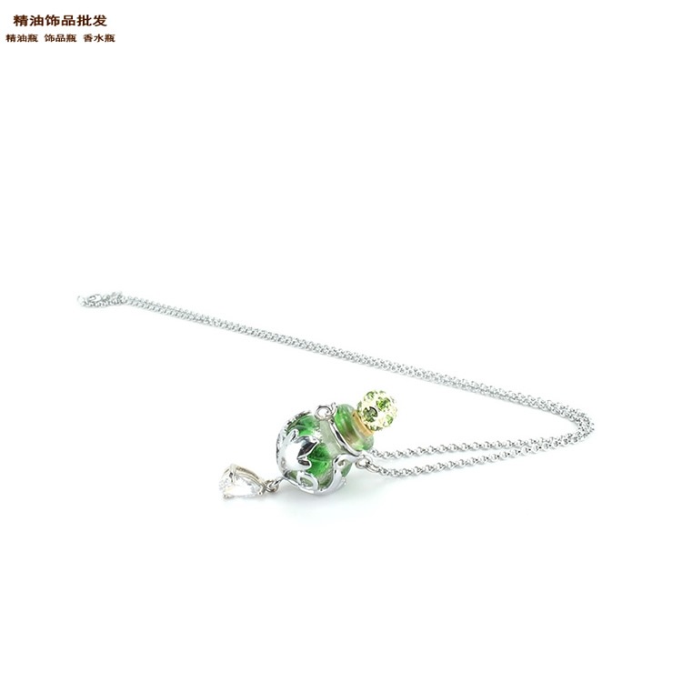 中国精油饰品网幻彩翠绿瓶流星花园项链吊坠8.jpg
