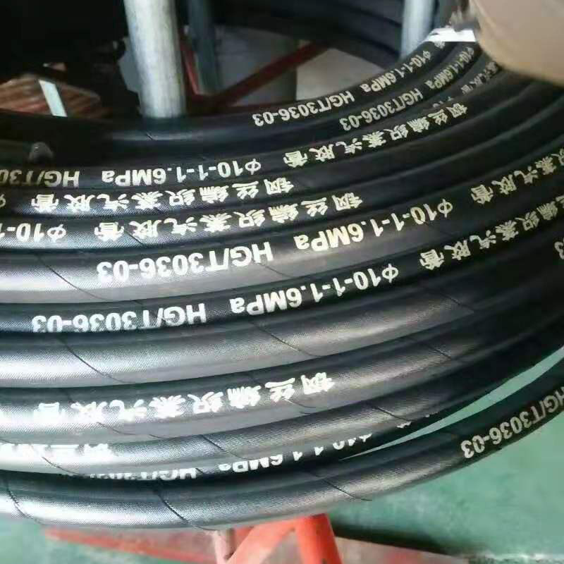 供应批发@蒸汽胶管耐高温@钢丝编织蒸汽胶管@耐高温蒸汽胶管