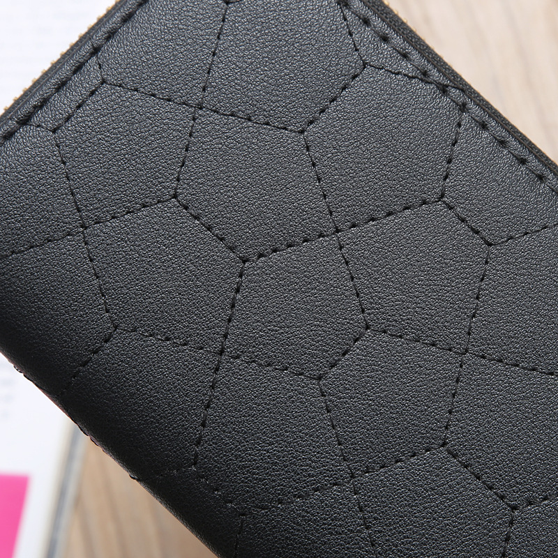 121g Weight Polyester Lining Material Zipper Closure Type Business Occasion Pu Leather Material Solid Color Pattern Women'S Gender Square Shape Rose Red, Red, Gold, Silver, Black Color Nihaojewelry Wholesale Accessories New Fashion Sewing Thread Geometric Pattern Clutch 2