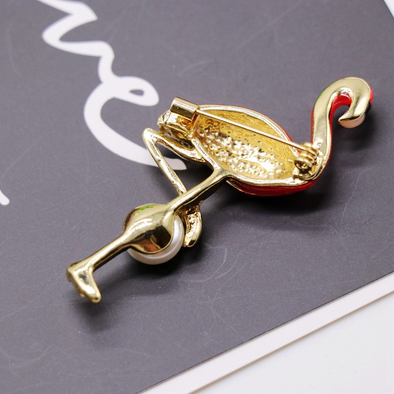 Pink Flamingo Brooch High-grade Sen Brooch Female Simple Student Brooch display picture 5