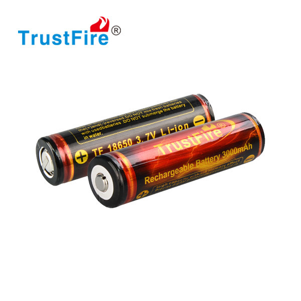 18650锂电池带保护板强光手电筒电池3000毫安充电池玩具航模电池