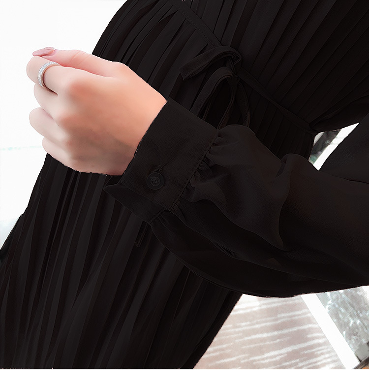 Maternity Dress Image 24