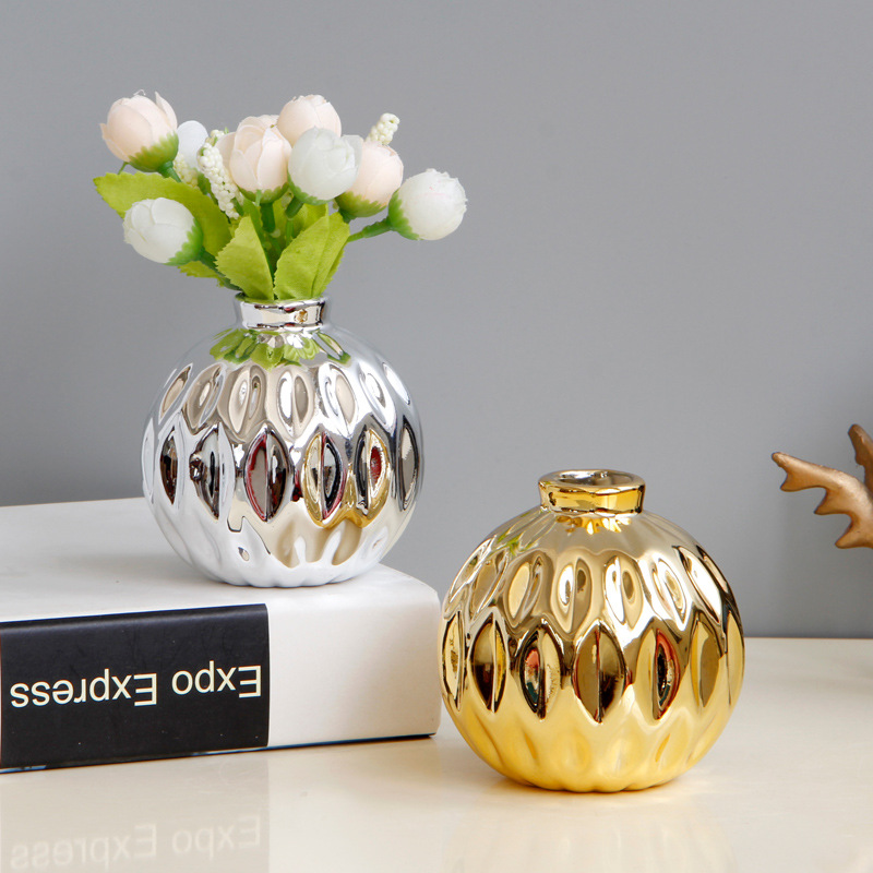 创意欧式银色金色陶瓷小花瓶小花插浮雕鱼唇纹路工艺品家居摆饰