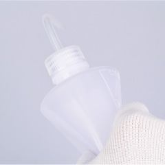 Plastic washing bottle, curved head rinse bottle, cleaning bottle, air blowing bottle, squeezing bottle 250ml 500ml