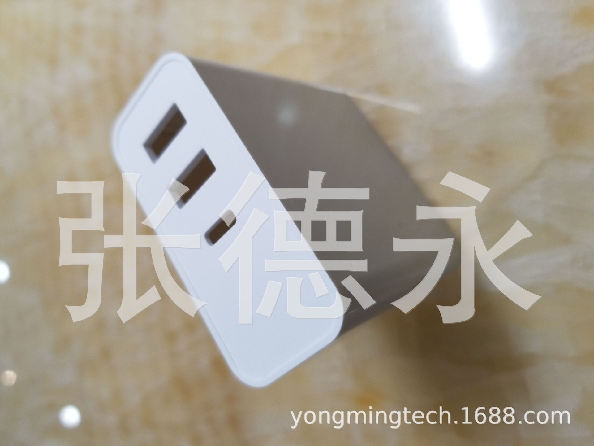 热销新款美规折叠PD充电器外壳，供应45W~60W  TYPE C 充电器外壳