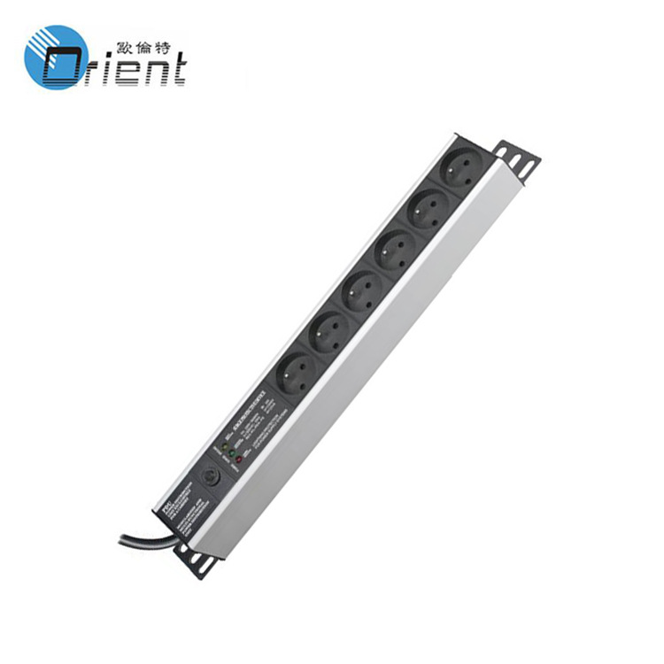 供应法式6位防雷PDU电源分配器PDU机柜排插东莞欧伦特厂家生产