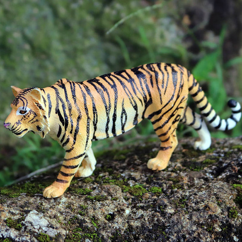 Simulated wild animal model static solid tiger model hand-made ornaments children's toys Bengal yellow tiger