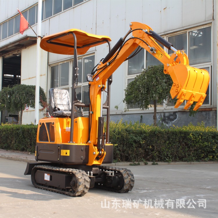 小型挖掘机果园农用微型挖掘机家用挖土机迷你勾机园林工程1吨2吨