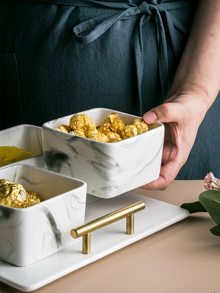 Fábrica directa Luz de lujo caramelo merienda plato tarde té KTV cuadrado grande cerámica tuerca rejilla plato de fruta seca