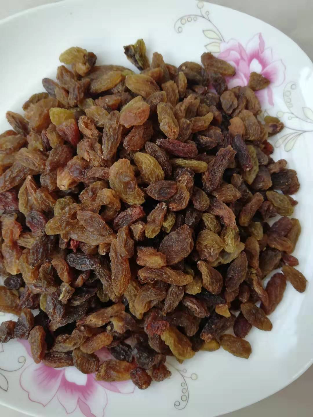 Box Rivers and lakes food Raisins bulk Large grain Raisins 500g Large supply