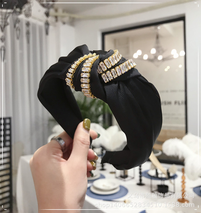 Headband Wide Side Knotted Knotted Super Flash Zircon Double Chain Korean Version display picture 3