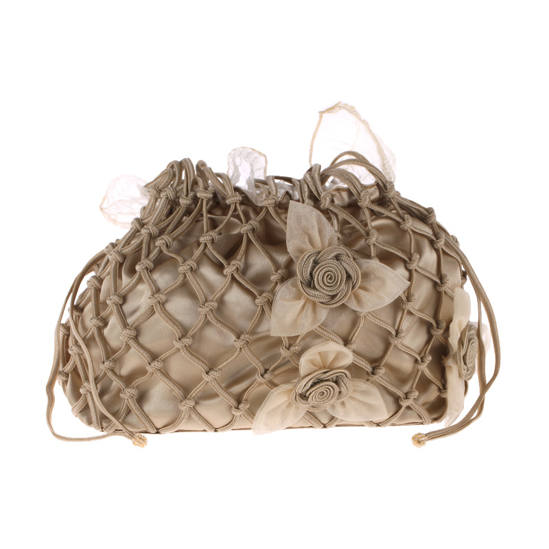 Ins Tendance Mignon Fille Polyvalent Femmes Sac De Dîner Sac Vintage Laine Tissé À La Main Mesh Sac De Mariée Sac De Demoiselle D'honneur Sac 803 display picture 5