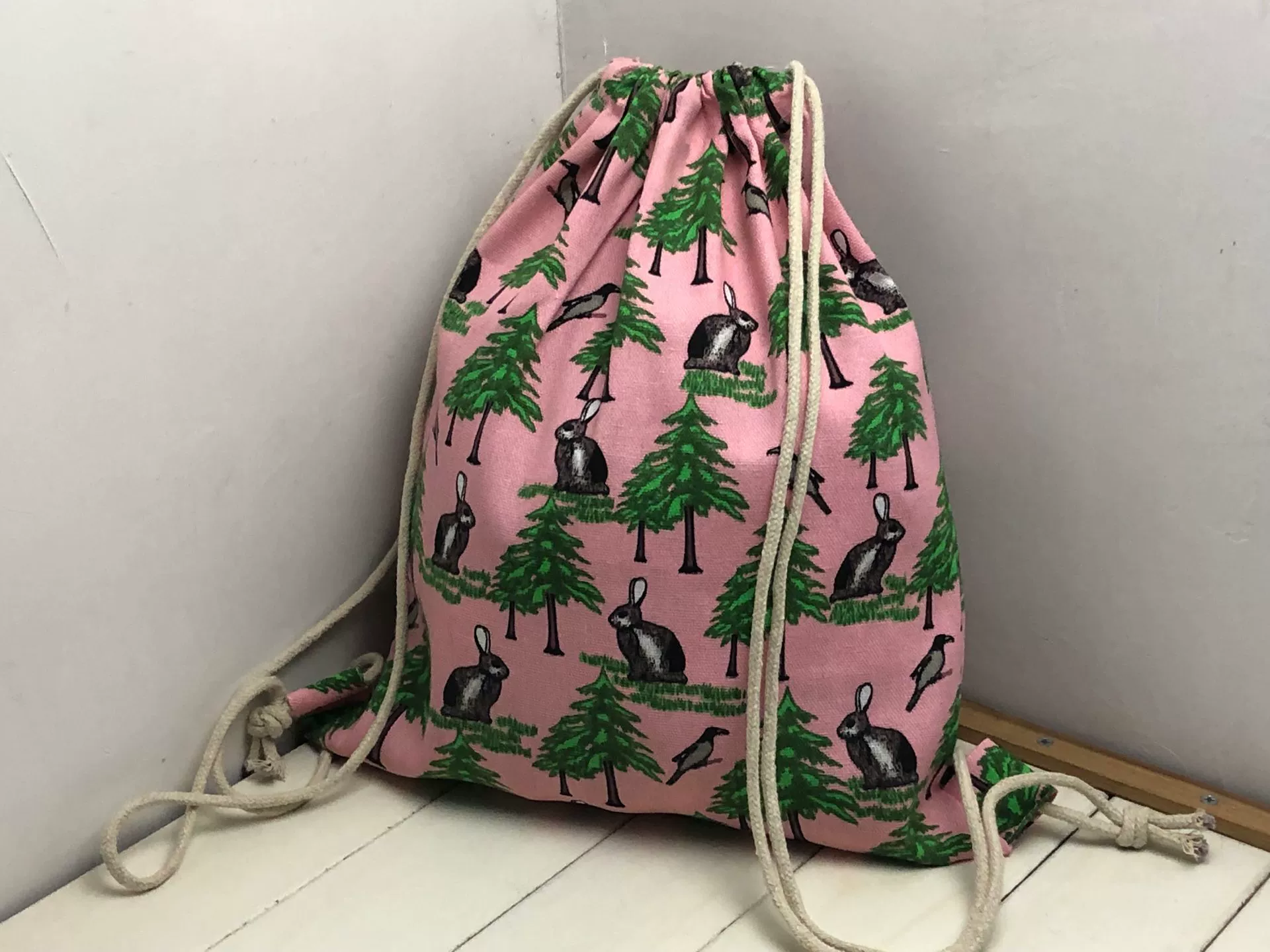 Drawstring Sports Backpack - Spacious Travel Bag for Basketball/Football, Worn on Shoulder