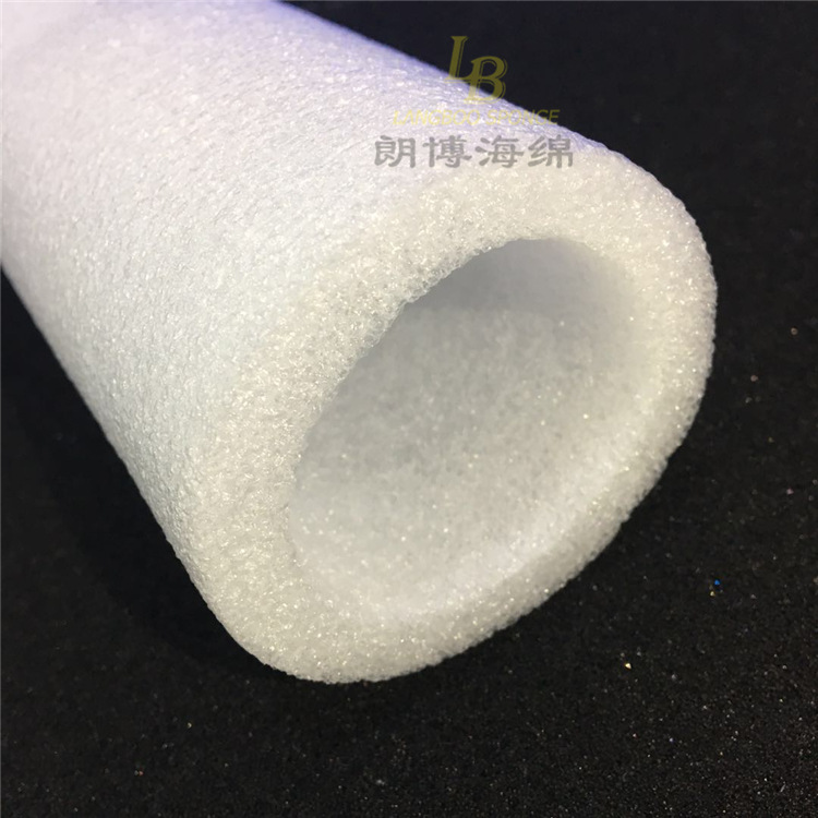 厂家直销 防震泡沫管 铁架防撞空心泡沫管 钢管保护防撞泡沫管