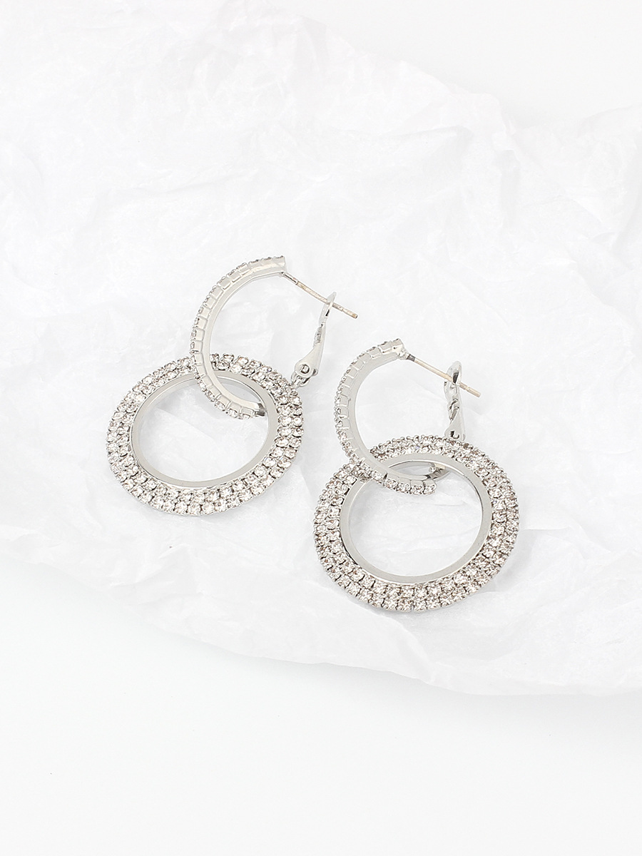 Fashion Super Flash Diamond Round Geometric Earrings display picture 7