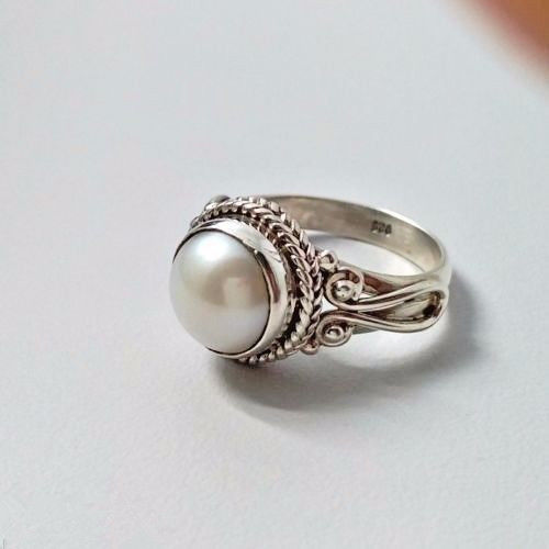 Wholesale Simple Style Classic Style Geometric Copper Inlay Pearl Rings display picture 2