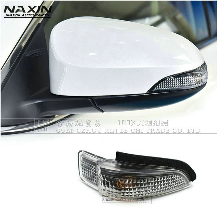 81740-52050 Применимо к лампе зеркала заднего вида Toyota Camry Corolla Prius 81730-52100