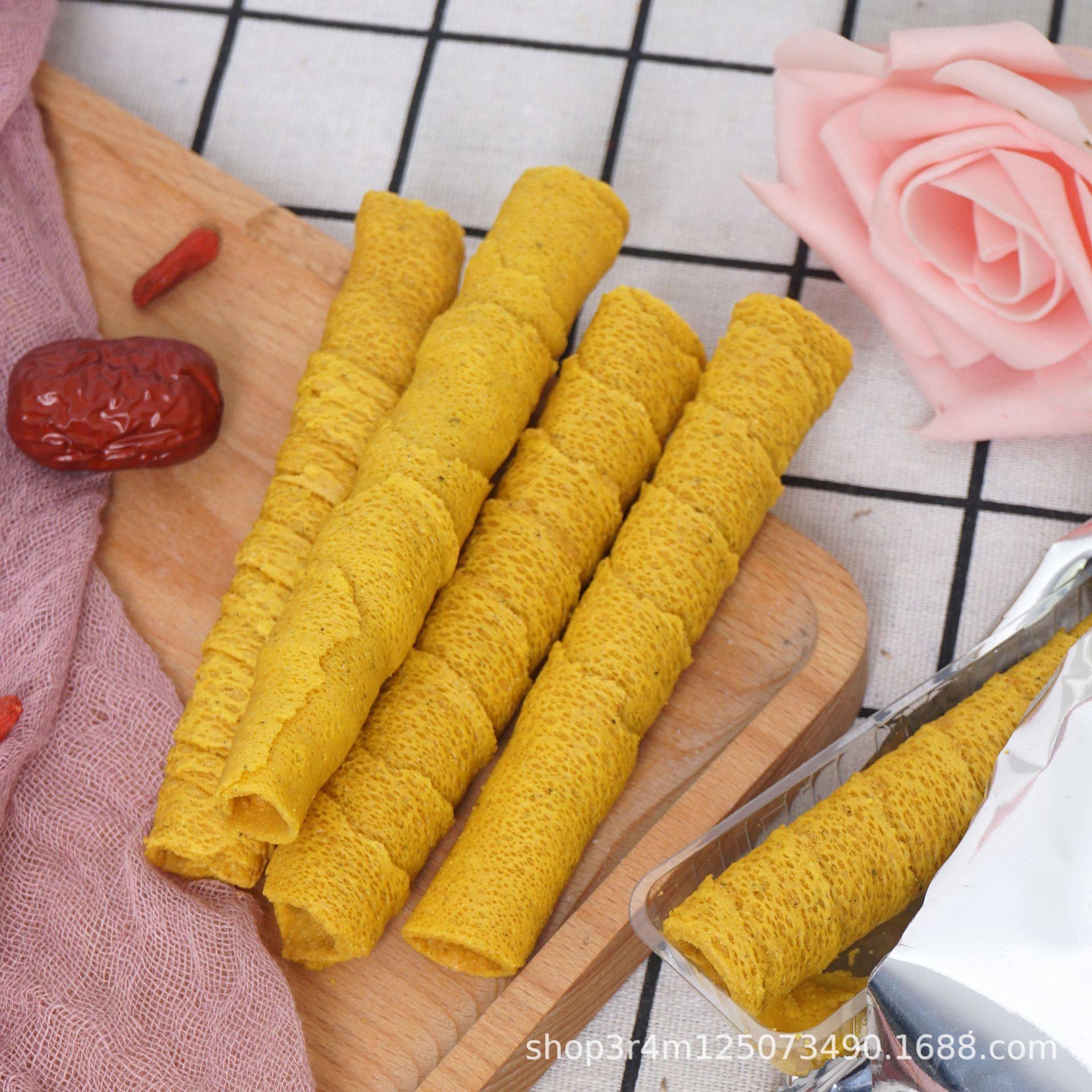 Egg rolls OEM OEM Strong satiety Nutritional balance Change A4 Waist biscuit Manufacturer