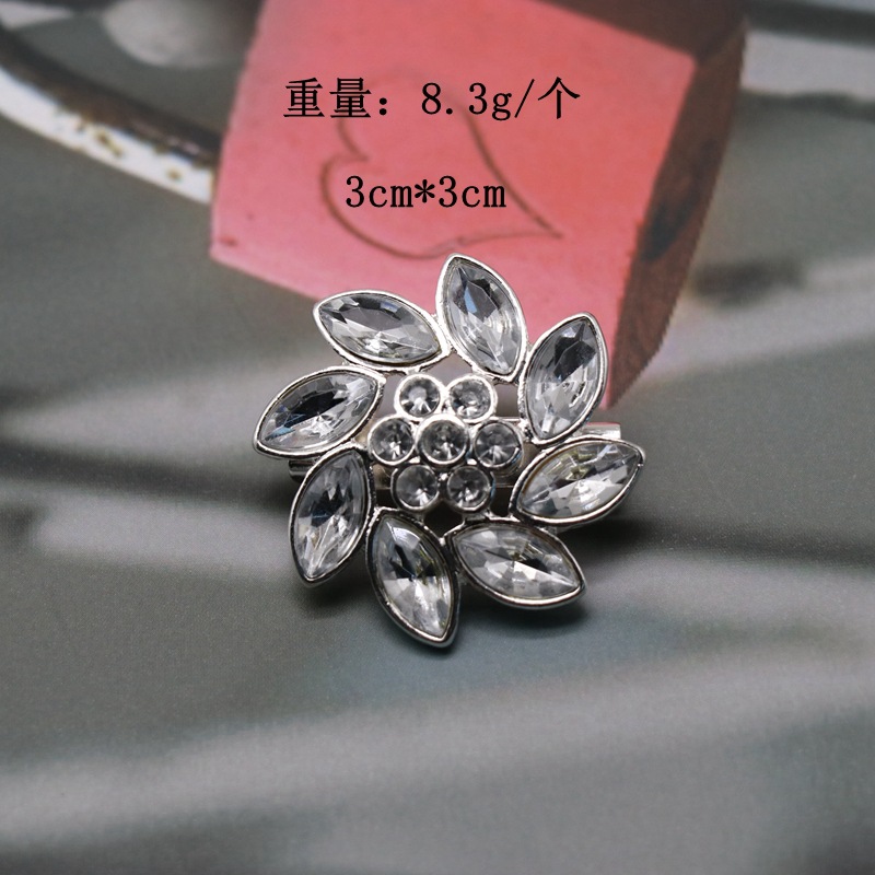 Silver Brooch Colored Beads Embellished Leaf Brooch Men And Women Suit Collar Scarf Pin display picture 18