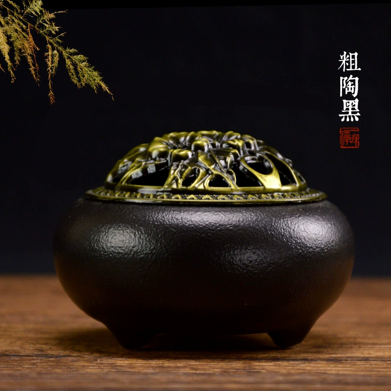 Wholesale ceramic celadon fragrance furnace Pan incense furnace ice cracks and crude pottery furnaces are antique incense incense.