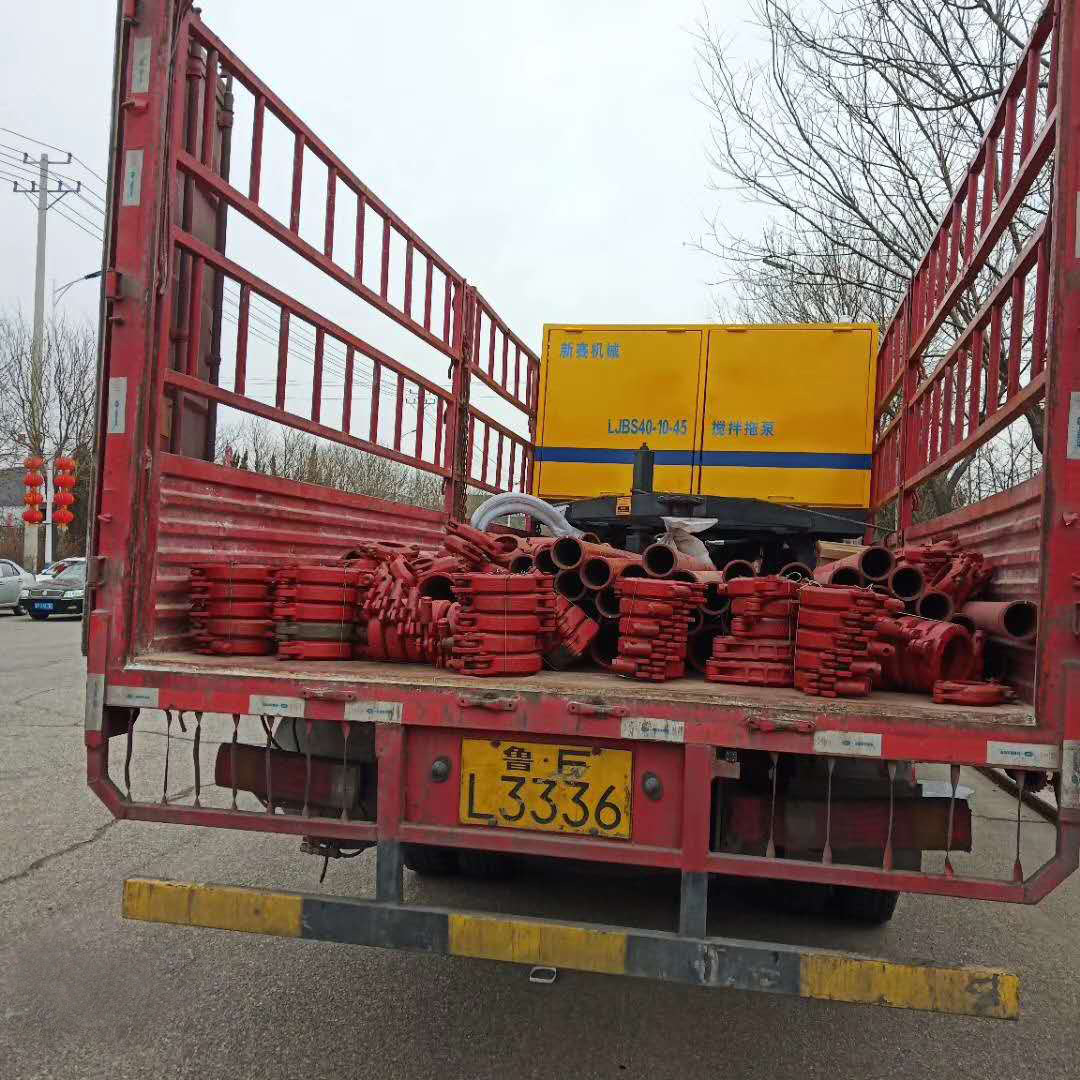 LJBS40盘式混凝土搅拌机带泵  拌筒容量是1200L 骨料尺寸2-4cm