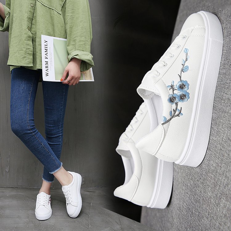 Peach Blossom White Single Women Embroidery Leisure Flat Sole Sneakers